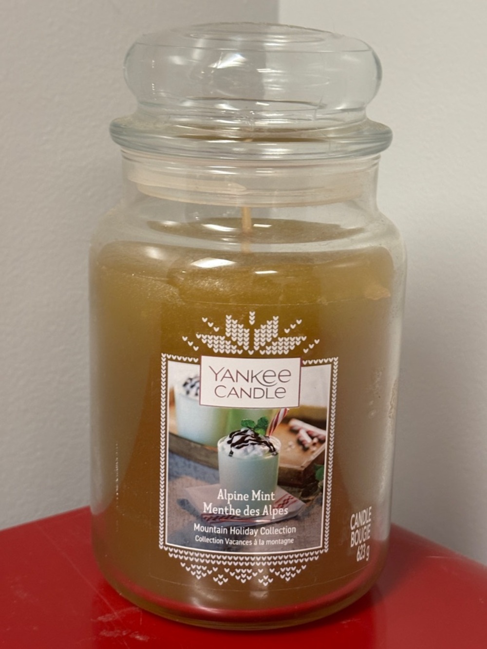 Yankee Candle Alpine Mint Mountain Holiday Collection 22oz Large Jar